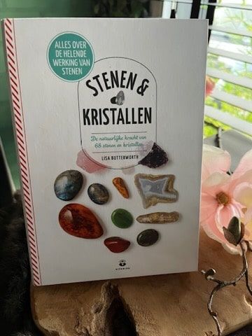 Stenen & Kristallen boek